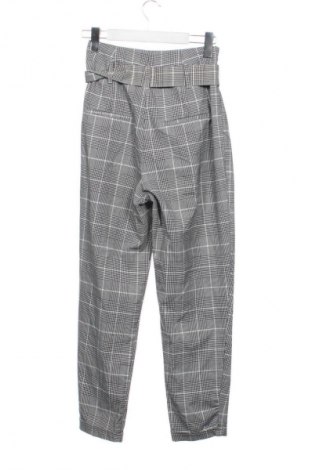 Dámské kalhoty  Bershka, Velikost XS, Barva Vícebarevné, Cena  159,00 Kč