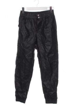 Damskie spodnie Bershka, Rozmiar XS, Kolor Czarny, Cena 32,99 zł