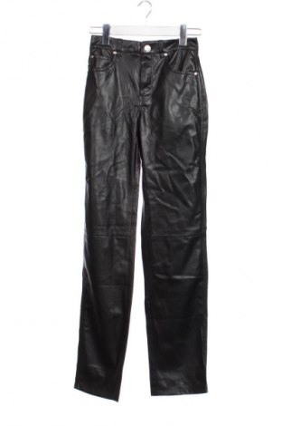 Γυναικείο παντελόνι Bershka, Μέγεθος XS, Χρώμα Μαύρο, Τιμή 8,99 €
