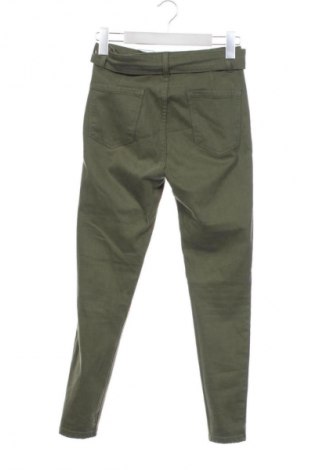 Γυναικείο παντελόνι Bershka, Μέγεθος XS, Χρώμα Πράσινο, Τιμή 14,74 €