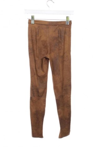 Damskie spodnie Bershka, Rozmiar XXS, Kolor Brązowy, Cena 80,38 zł