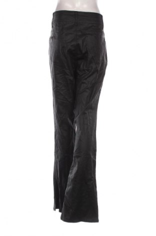 Дамски панталон City Chic, Размер XL, Цвят Черен, Цена 5,62 €