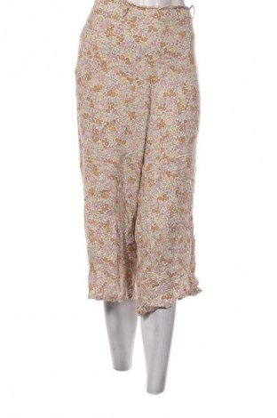 Дамски панталон Clockhouse, Размер L, Цвят Многоцветен, Цена 7,15 €