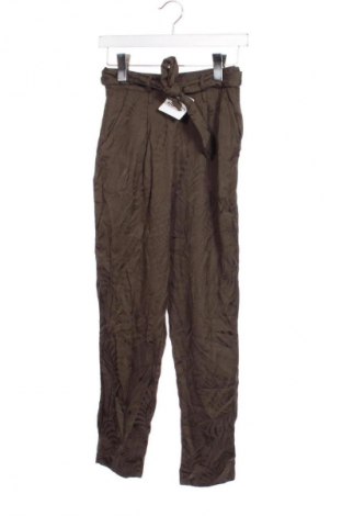Дамски панталон H&M, Размер XS, Цвят Зелен, Цена 3,06 €