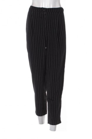 Dámské kalhoty  H&M Divided, Velikost S, Barva Vícebarevné, Cena  129,00 Kč