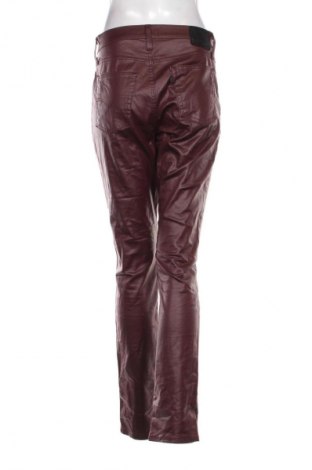 Damskie spodnie Levi's, Rozmiar M, Kolor Czerwony, Cena 83,99 zł