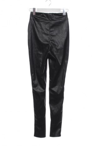 Dámské kalhoty  Pretty Little Thing, Velikost XXS, Barva Černá, Cena  239,00 Kč