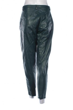 Női nadrág Pull&Bear, Méret M, Szín Zöld, Ár 5 669 Ft