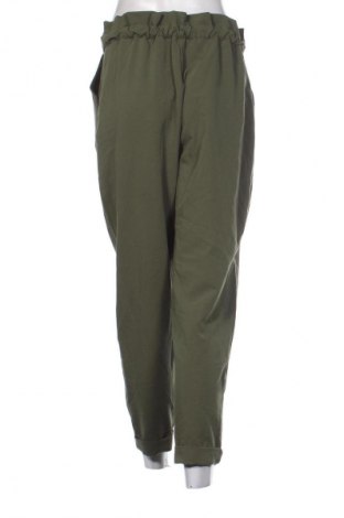 Γυναικείο παντελόνι Pull&Bear, Μέγεθος L, Χρώμα Πράσινο, Τιμή 9,99 €