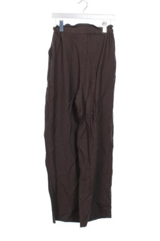Дамски панталон Reserved, Размер S, Цвят Кафяв, Цена 15,33 €