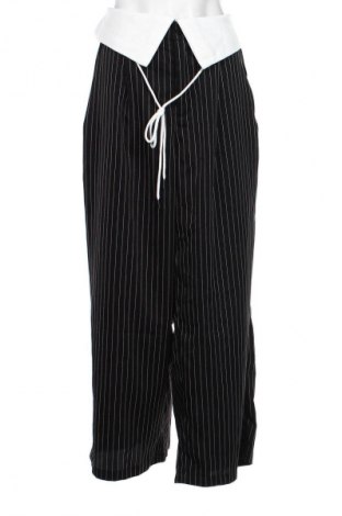 Дамски панталон SHEIN, Размер XL, Цвят Многоцветен, Цена 5,62 €