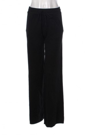 Damenhose Stradivarius, Größe S, Farbe Schwarz, Preis 13,99 €