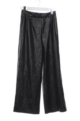 Дамски панталон Stradivarius, Размер XS, Цвят Черен, Цена 6,13 €