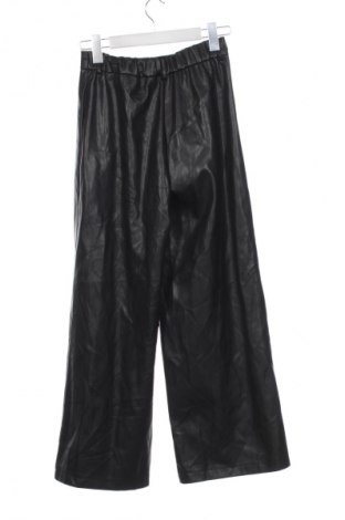 Дамски панталон Stradivarius, Размер XS, Цвят Черен, Цена 6,13 €