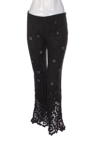 Damskie spodnie TEMPTATION, Rozmiar S, Kolor Czarny, Cena 152,99 zł