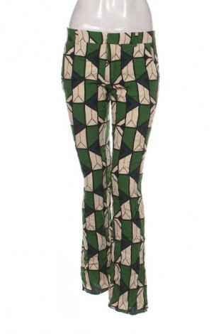 Női nadrág Zara, Méret M, Szín Sokszínű, Ár 3 899 Ft