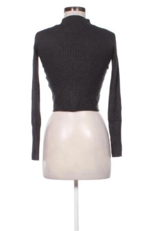 Γυναικείο πουλόβερ Bershka, Μέγεθος S, Χρώμα Γκρί, Τιμή 13,99 €