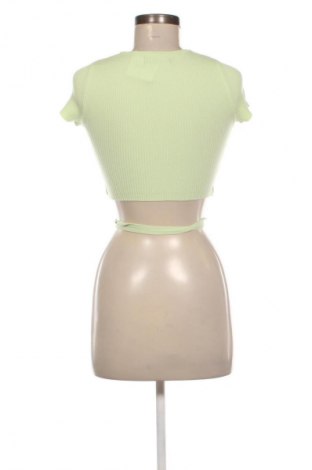 Дамски пуловер Bershka, Размер XS, Цвят Зелен, Цена 5,62 €