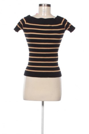 Dámský svetr Catherine, Velikost S, Barva Vícebarevné, Cena  425,00 Kč