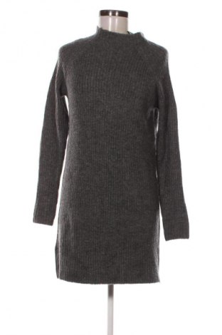 Dámský svetr Mango, Velikost S, Barva Šedá, Cena  189,00 Kč