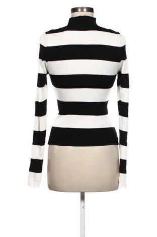 Γυναικείο πουλόβερ Pull&Bear, Μέγεθος M, Χρώμα Πολύχρωμο, Τιμή 13,99 €