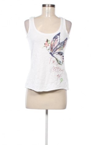 Női top Edc By Esprit, Méret S, Szín Fehér, Ár 6 739 Ft