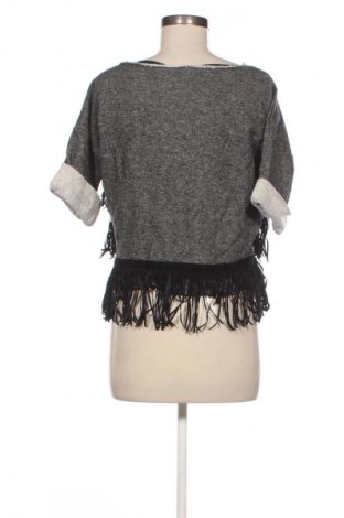 Top de femei Unbranded, Mărime S, Culoare Gri, Preț 26,99 Lei