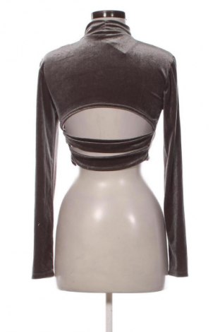 Дамско полo Fb Sister, Размер L, Цвят Сребрист, Цена 5,62 €