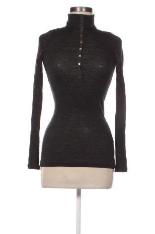 Дамско полo Gold Case, Размер M, Цвят Черен, Цена 4,60 €