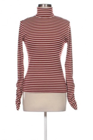 Дамско полo Levi's, Размер M, Цвят Многоцветен, Цена 14,82 €