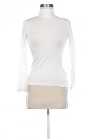 Дамско полo Unbranded, Размер M, Цвят Екрю, Цена 4,80 €