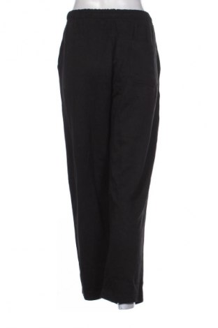 Dámské tepláky Bershka, Velikost L, Barva Černá, Cena  669,00 Kč