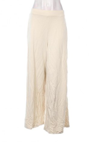 Дамско спортно долнище Celestino, Размер L, Цвят Бежов, Цена 8,18 €