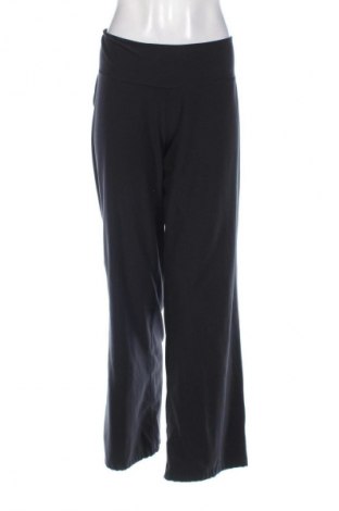 Pantaloni trening de femei Nike, Mărime XL, Culoare Negru, Preț 109,99 Lei