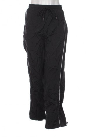 Дамско спортно долнище Unbranded, Размер XL, Цвят Черен, Цена 3,57 €