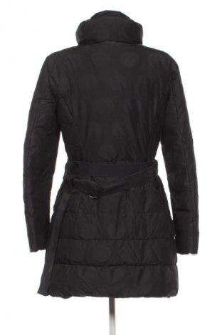 Dámská bunda  BOSS, Velikost M, Barva Černá, Cena  10 753,00 Kč
