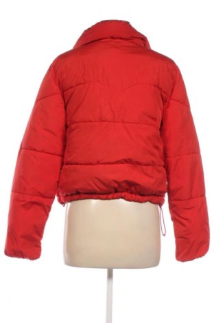 Dámská bunda  Bershka, Velikost S, Barva Červená, Cena  850,00 Kč