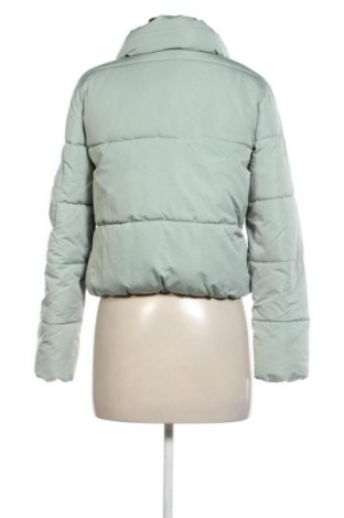 Дамско яке Bershka, Размер S, Цвят Зелен, Цена 19,42 €