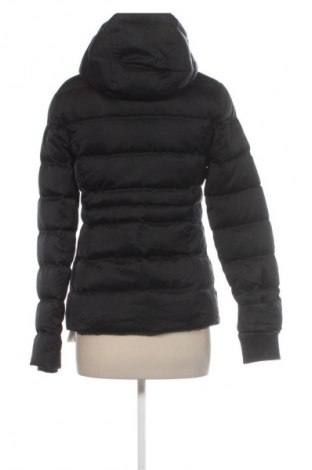 Дамско яке Calvin Klein Jeans, Размер S, Цвят Черен, Цена 96,12 €