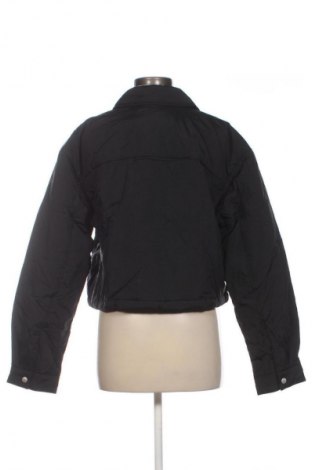 Dámská bunda  Calvin Klein Jeans, Velikost M, Barva Černá, Cena  3 549,00 Kč