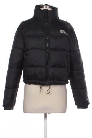 Дамско яке Pull&Bear, Размер M, Цвят Черен, Цена 24,55 €