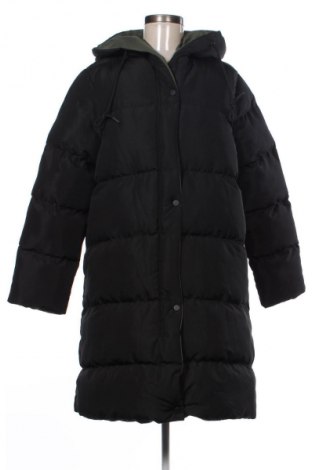 Γυναικείο μπουφάν Trendyol, Μέγεθος L, Χρώμα Πολύχρωμο, Τιμή 36,99 €