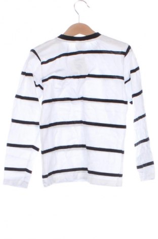 Детска блуза Unbranded, Размер 6-7y/ 122-128 см, Цвят Многоцветен, Цена 5,11 €