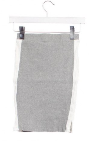 Детска пола Reserved, Размер 10-11y/ 146-152 см, Цвят Сив, Цена 8,69 €