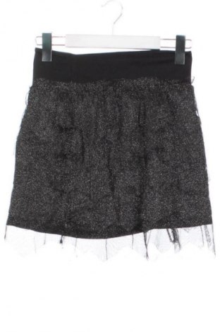 Детска пола Unbranded, Размер 5-6y/ 116-122 см, Цвят Черен, Цена 6,13 €