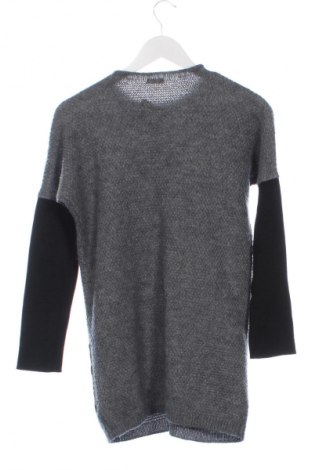 Детска рокля United Colors Of Benetton, Размер 10-11y/ 146-152 см, Цвят Сив, Цена 11,75 €