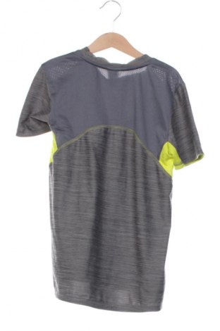 Детска тениска Decathlon, Размер 11-12y/ 152-158 см, Цвят Сив, Цена 4,60 €