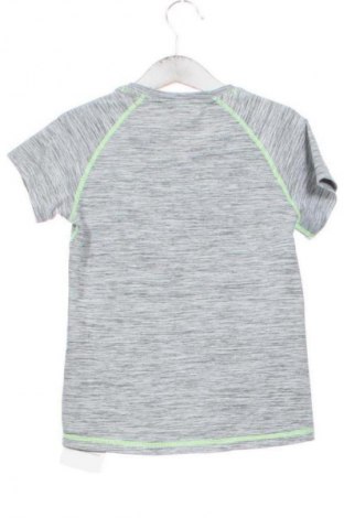 Детска тениска H&M Sport, Размер 6-7y/ 122-128 см, Цвят Многоцветен, Цена 4,09 €