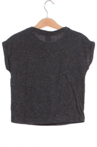 Детска тениска Kiki & Koko, Размер 4-5y/ 110-116 см, Цвят Сив, Цена 3,57 €