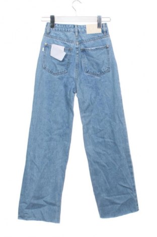 Детски дънки Unbranded, Размер 9-10y/ 140-146 см, Цвят Син, Цена 6,13 €
